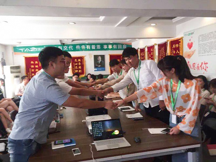 塔孜丨第一屆辯論賽——唇槍舌戰(zhàn)，言思角逐，巔峰對(duì)決！
